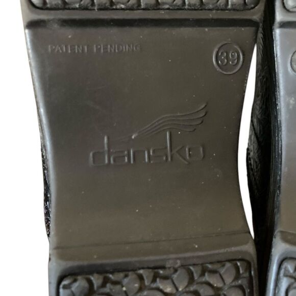Dansko Black Embossed Clogs Woman’s Size 8.5 - Picture 11 of 15
